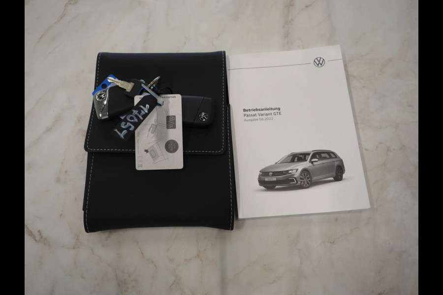Volkswagen Passat Variant 1.4 TSI PHEV GTE R-Line | Panoramadak | Leder | Matrix LED | Massage | HUD | 360 | Virtual | Keyless | Adaptive Cruise