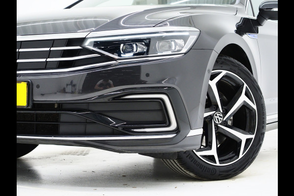 Volkswagen Passat Variant 1.4 TSI PHEV GTE R-Line | Panoramadak | Leder | Matrix LED | Massage | HUD | 360 | Virtual | Keyless | Adaptive Cruise