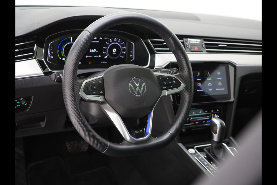 Volkswagen Passat Variant 1.4 TSI PHEV GTE R-Line | Panoramadak | Leder | Matrix LED | Massage | HUD | 360 | Virtual | Keyless | Adaptive Cruise