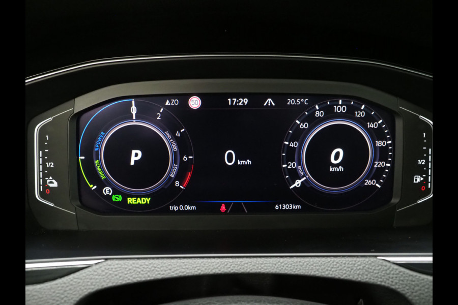 Volkswagen Passat Variant 1.4 TSI PHEV GTE R-Line | Panoramadak | Leder | Matrix LED | Massage | HUD | 360 | Virtual | Keyless | Adaptive Cruise