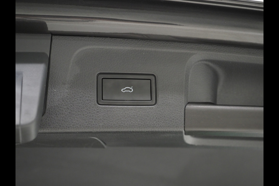 Volkswagen Passat Variant 1.4 TSI PHEV GTE R-Line | Panoramadak | Leder | Matrix LED | Massage | HUD | 360 | Virtual | Keyless | Adaptive Cruise