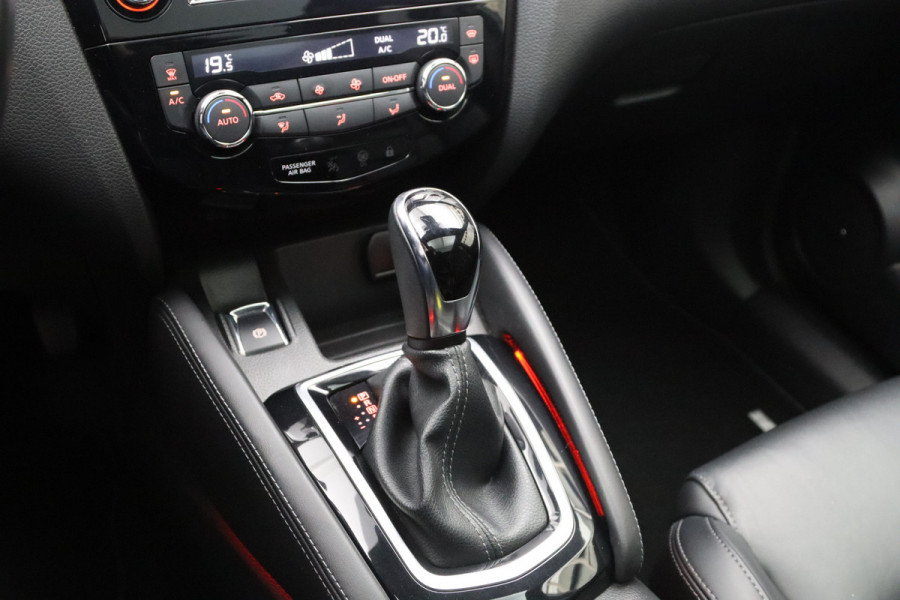 Nissan QASHQAI 1.2 Tekna + 115 PK Automaat, Trekhaak, Leder, Panoramadak, Memory, BOSE
