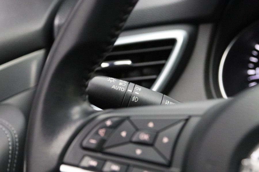 Nissan QASHQAI 1.2 Tekna + 115 PK Automaat, Trekhaak, Leder, Panoramadak, Memory, BOSE