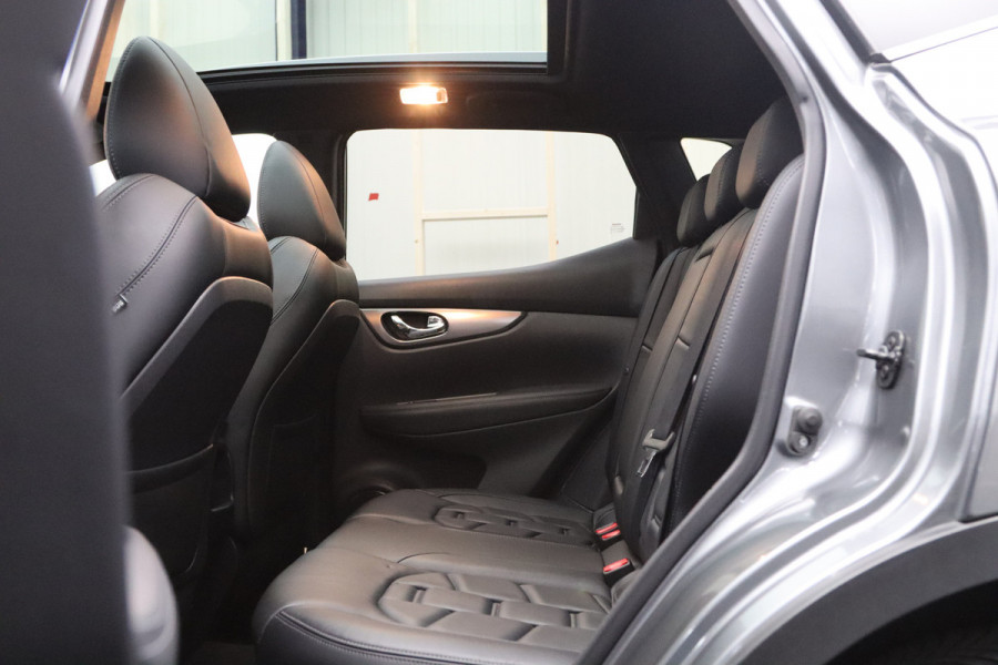 Nissan QASHQAI 1.2 Tekna + 115 PK Automaat, Trekhaak, Leder, Panoramadak, Memory, BOSE