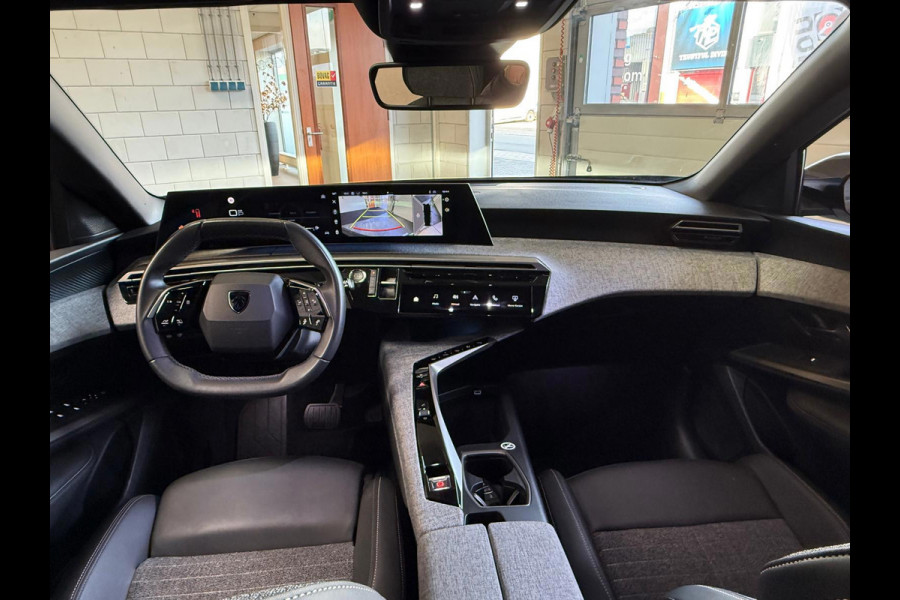 Peugeot 5008 1.2 Hybrid 145 Allure camera stoel/stuurverwarming 1 jaar Bovag Garantie