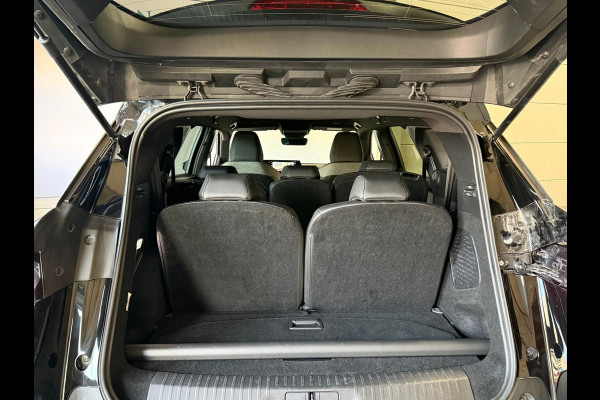 Peugeot 5008 1.2 Hybrid 145 Allure camera stoel/stuurverwarming 1 jaar Bovag Garantie