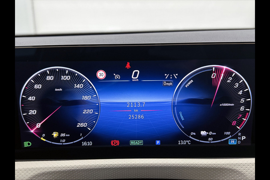 Mercedes-Benz A-Klasse 250 e Luxury Line Panorama Schuif-Kanteldak | Sfeerverlichting | Achteruitrijcamera | Stoelverwarming. Achteruitrij camera | Panorama dak | Memory pakket