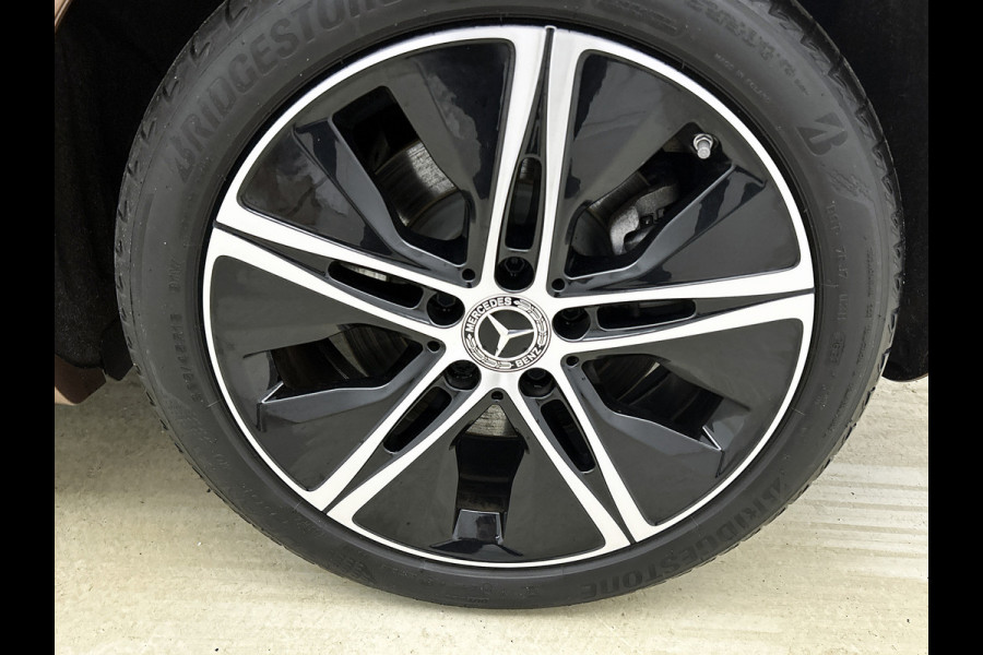 Mercedes-Benz A-Klasse 250 e Luxury Line Panorama Schuif-Kanteldak | Sfeerverlichting | Achteruitrijcamera | Stoelverwarming. Achteruitrij camera | Panorama dak | Memory pakket