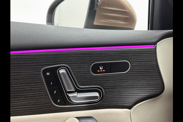 Mercedes-Benz A-Klasse 250 e Luxury Line Panorama Schuif-Kanteldak | Sfeerverlichting | Achteruitrijcamera | Stoelverwarming. Achteruitrij camera | Panorama dak | Memory pakket