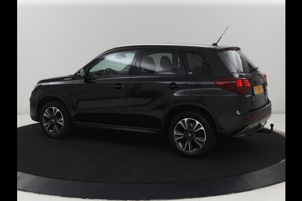Suzuki Vitara 1.5 Hybrid Style | Trekhaak | Stoelverwarming | Adaptive cruise | Camera | Carplay | Leder/Alcantara | Full LED | Keyless | Navigatie | Climate control | Parkeerhulp