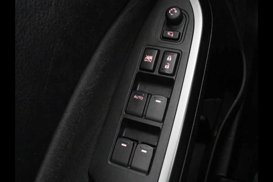 Suzuki Vitara 1.5 Hybrid Style | Trekhaak | Stoelverwarming | Adaptive cruise | Camera | Carplay | Leder/Alcantara | Full LED | Keyless | Navigatie | Climate control | Parkeerhulp