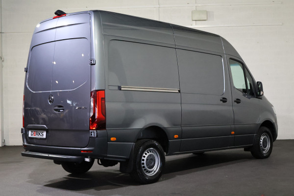 Mercedes-Benz Sprinter 317 CDI L2 H2 Automaat Navigatie Led