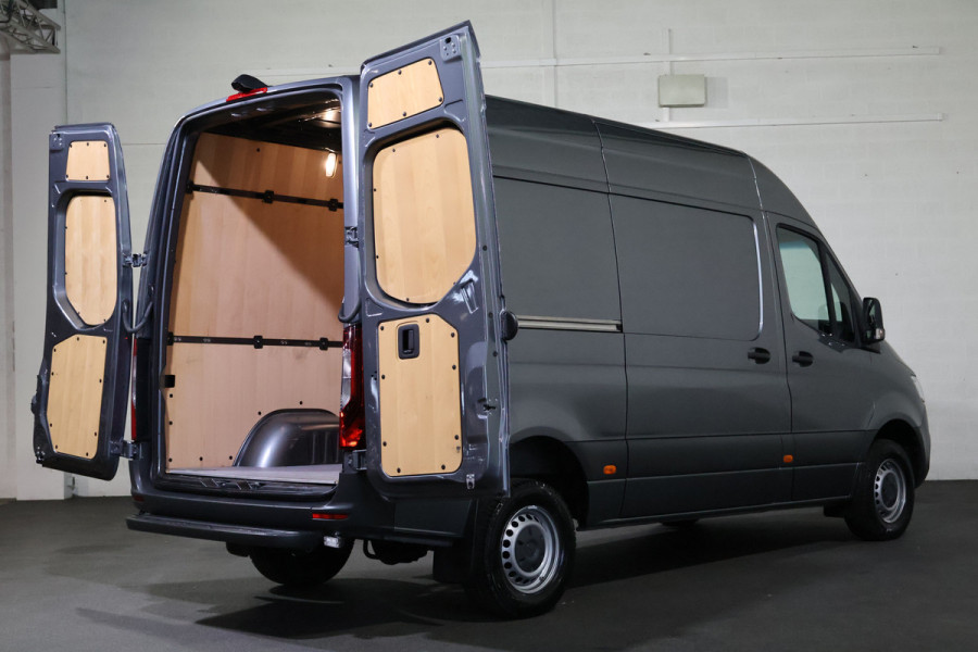 Mercedes-Benz Sprinter 317 CDI L2 H2 Automaat Navigatie Led