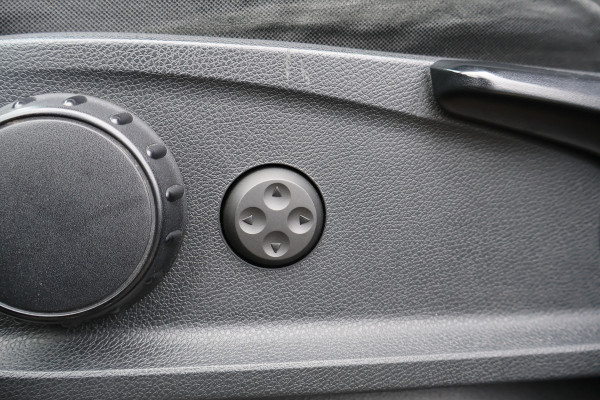 Mercedes-Benz Sprinter 317 CDI L2 H2 Automaat Navigatie Led