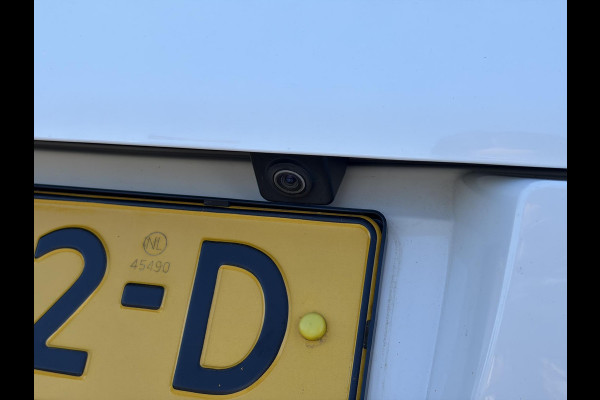 Citroën C3 1.2 PureTech S&S Shine 1e Eigenaar,Dealer Onderhouden,Navi,Camera,Pdc,Rijstrooksensor,110pk,Clima,Cruise,Lm velgen,D-riem vv in 2024,N.A.P,Apk tot 04-2027