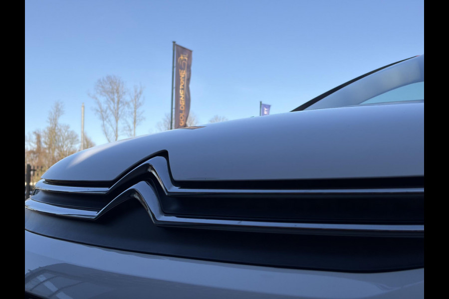 Citroën C3 1.2 PureTech S&S Shine 1e Eigenaar,Dealer Onderhouden,Navi,Camera,Pdc,Rijstrooksensor,110pk,Clima,Cruise,Lm velgen,D-riem vv in 2024,N.A.P,Apk tot 04-2027