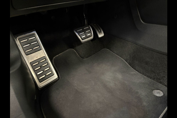 Volkswagen T-Roc Cabrio 1.5 TSI R-Line*Winterpakket*Apple/ Anroid*PDC*LED*Navi*Camera*