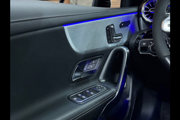 Mercedes-Benz A-Klasse AMG 35 4MATIC NIGHT Premium Plus | PANO | Burmester | Ambient | HuD | MultiBeam LED | Winter-Pakket |MBUX