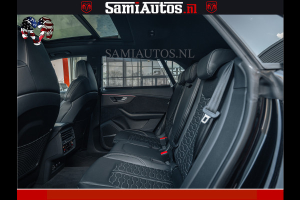 Audi RS Q8 RSQ8 BLACK OPS | 600PK 4.0 V8 TFSI QUATTRO | HUD | 4 WIELBESTURING | 23 INCH AUDI SPORT WHEELS | RS BEKLEDING ZWART | PANO | SOF BANG & OLUFSEN | PANORAMA DAK | De Lamborghini Urus en Audi RS Q8 zijn beide supersnelle SUV's met dezelfde basis (4.0L V8 twin-turbo motor van de VW Group)