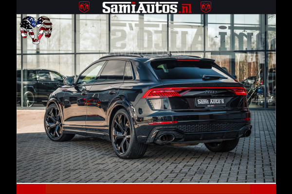 Audi RS Q8 RSQ8 BLACK OPS | 600PK 4.0 V8 TFSI QUATTRO | HUD | 4 WIELBESTURING | 23 INCH AUDI SPORT WHEELS | RS BEKLEDING ZWART | PANO | SOF BANG & OLUFSEN | PANORAMA DAK | De Lamborghini Urus en Audi RS Q8 zijn beide supersnelle SUV's met dezelfde basis (4.0L V8 twin-turbo motor van de VW Group)