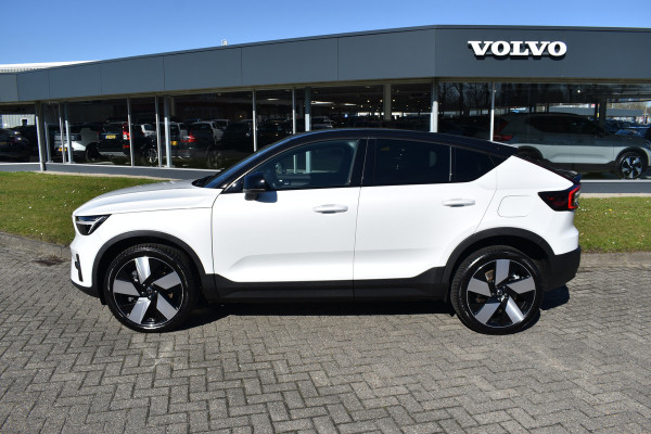 Volvo EC40 Extended Range Plus 82 kWh | Black Sheep pakket met zwart dak | Fjord Blue tapijt | 20" Velgen |