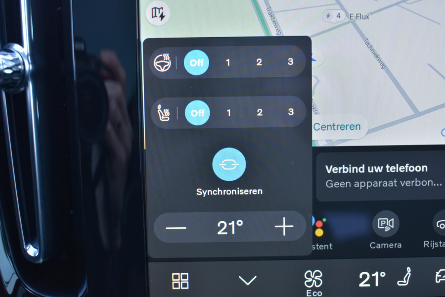 Volvo EC40 Extended Range Plus 82 kWh | Black Sheep pakket met zwart dak | Fjord Blue tapijt | 20" Velgen |