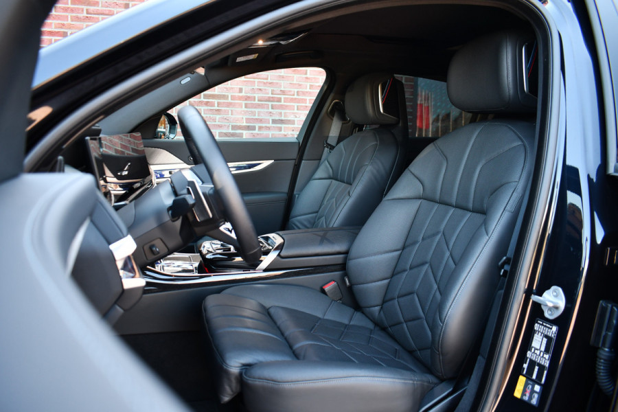 BMW 7 Serie 750e xDrive M-Sport Exe-Lounge Theatre Connoisseur Climate-Acoustic