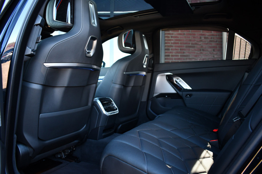 BMW 7 Serie 750e xDrive M-Sport Exe-Lounge Theatre Connoisseur Climate-Acoustic