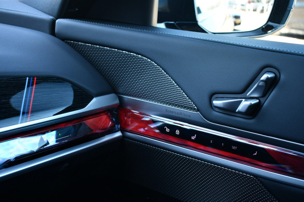 BMW 7 Serie 750e xDrive M-Sport Exe-Lounge Theatre Connoisseur Climate-Acoustic