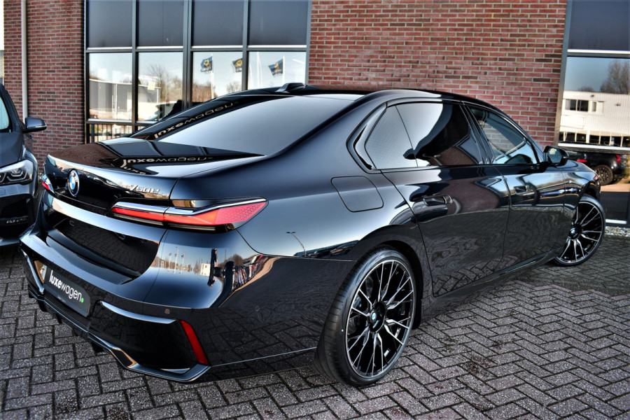 BMW 7 Serie 750e xDrive M-Sport Exe-Lounge Theatre Connoisseur Climate-Acoustic