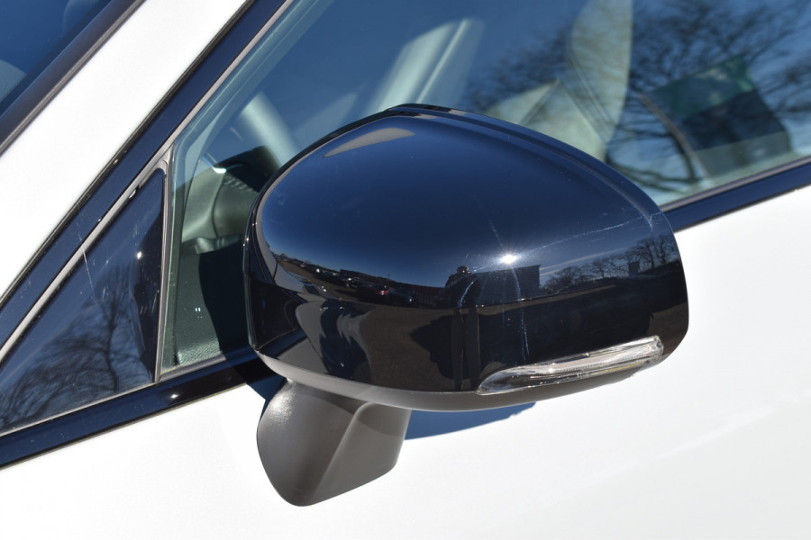 Volvo XC60 T6 AWD 350PK Plug-in Hybrid Ultimate Dark | HUD | Trekhaak | BLIS | 360 Camera | Panoramadak |