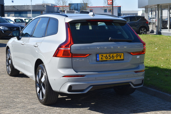 Volvo XC60 T6 AWD 350PK Plug-in Hybrid Ultimate Dark | HUD | Trekhaak | BLIS | 360 Camera | Panoramadak |