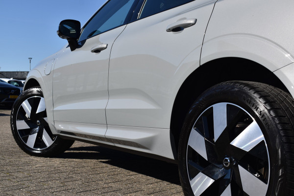 Volvo XC60 T6 AWD 350PK Plug-in Hybrid Ultimate Dark | HUD | Trekhaak | BLIS | 360 Camera | Panoramadak |