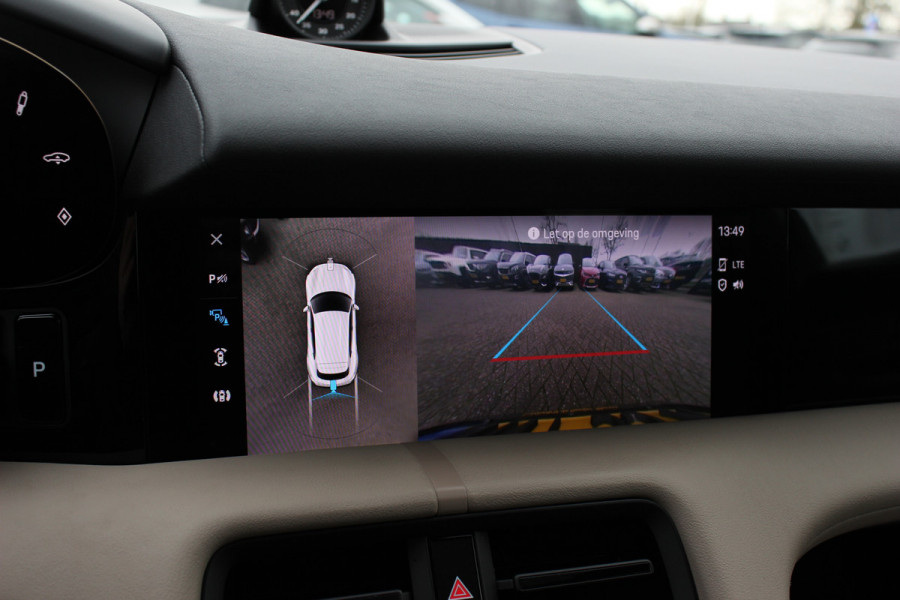 Porsche Taycan Sport Turismo 4S 93 kWh / SoH 91,9% / Panoramadak / 360Camera / Head-up / Accu Performance+ / 21'' / Achterasbesturing / Luchtvering / Keyless / Stoel+Stuurverwarming / DAB / ACC