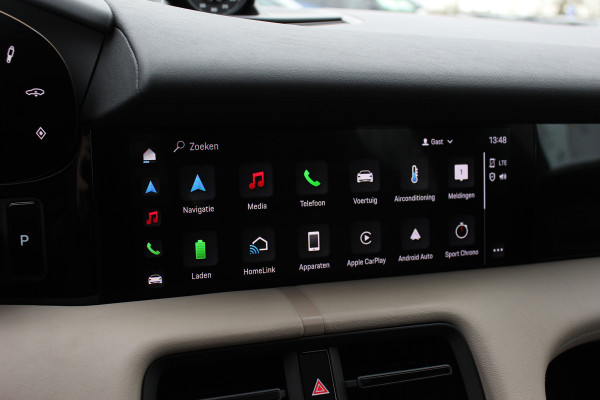 Porsche Taycan Sport Turismo 4S 93 kWh / SoH 91,9% / Panoramadak / 360Camera / Head-up / Accu Performance+ / 21'' / Achterasbesturing / Luchtvering / Keyless / Stoel+Stuurverwarming / DAB / ACC