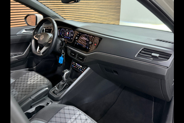 Volkswagen Taigo 1.0 TSI R-Line Business | Ascot Grijs | IQ. Drive | Virtual | Licht+Zicht | LED | Lane Assist | CarPlay | ACC |
