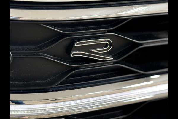 Volkswagen Taigo 1.0 TSI R-Line Business | Ascot Grijs | IQ. Drive | Virtual | Licht+Zicht | LED | Lane Assist | CarPlay | ACC |