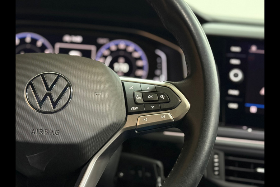 Volkswagen Taigo 1.0 TSI R-Line Business | Ascot Grijs | IQ. Drive | Virtual | Licht+Zicht | LED | Lane Assist | CarPlay | ACC |