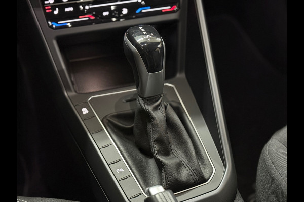 Volkswagen Taigo 1.0 TSI R-Line Business | Ascot Grijs | IQ. Drive | Virtual | Licht+Zicht | LED | Lane Assist | CarPlay | ACC |