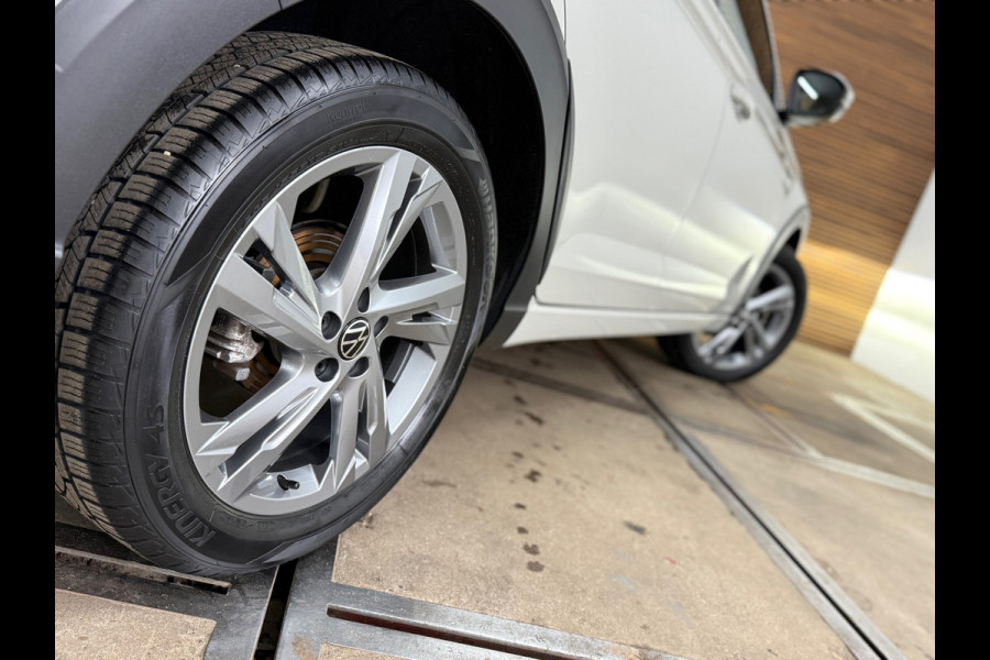 Volkswagen Taigo 1.0 TSI R-Line Business | Ascot Grijs | IQ. Drive | Virtual | Licht+Zicht | LED | Lane Assist | CarPlay | ACC |