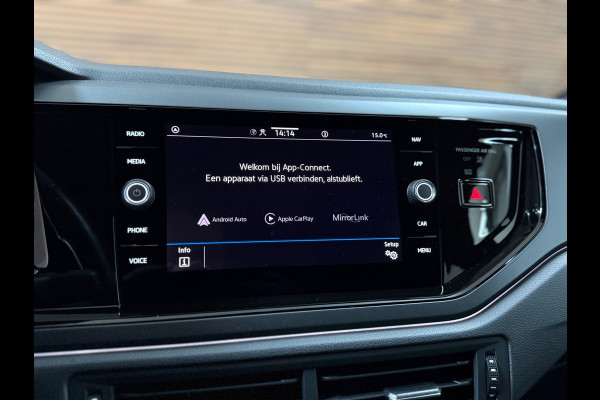 Volkswagen Taigo 1.0 TSI R-Line Business | Ascot Grijs | IQ. Drive | Virtual | Licht+Zicht | LED | Lane Assist | CarPlay | ACC |