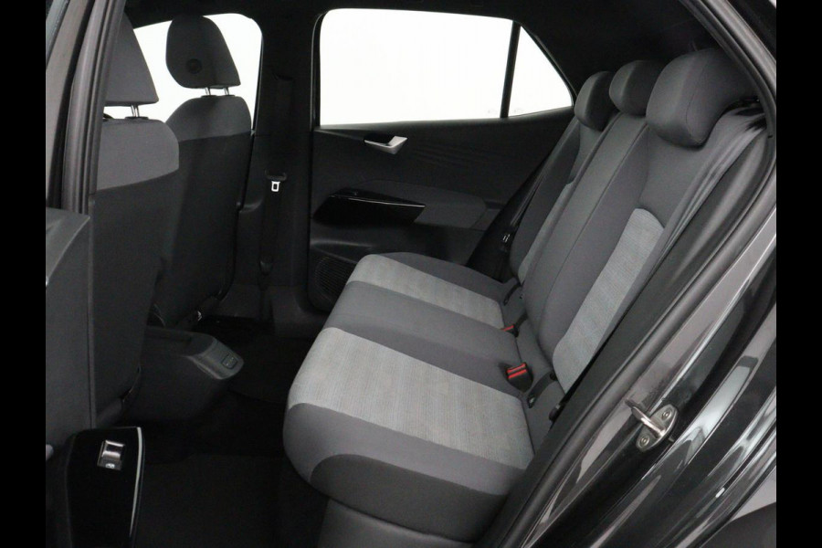 Volkswagen ID.3 Life 58 kWh | SOH 90% | 1e eigenaar | Stoelverwarming | Adaptive cruise | Carplay | Navigatie | Parkeerhulp | Full LED |