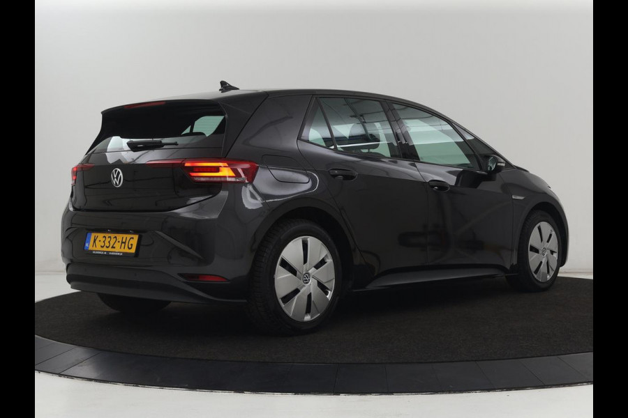 Volkswagen ID.3 Life 58 kWh | SOH 90% | 1e eigenaar | Stoelverwarming | Adaptive cruise | Carplay | Navigatie | Parkeerhulp | Full LED |