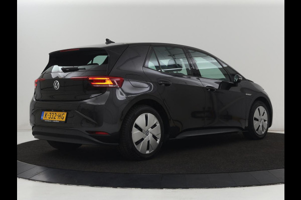Volkswagen ID.3 Life 58 kWh | SOH 90% | 1e eigenaar | Stoelverwarming | Adaptive cruise | Carplay | Navigatie | Parkeerhulp | Full LED |