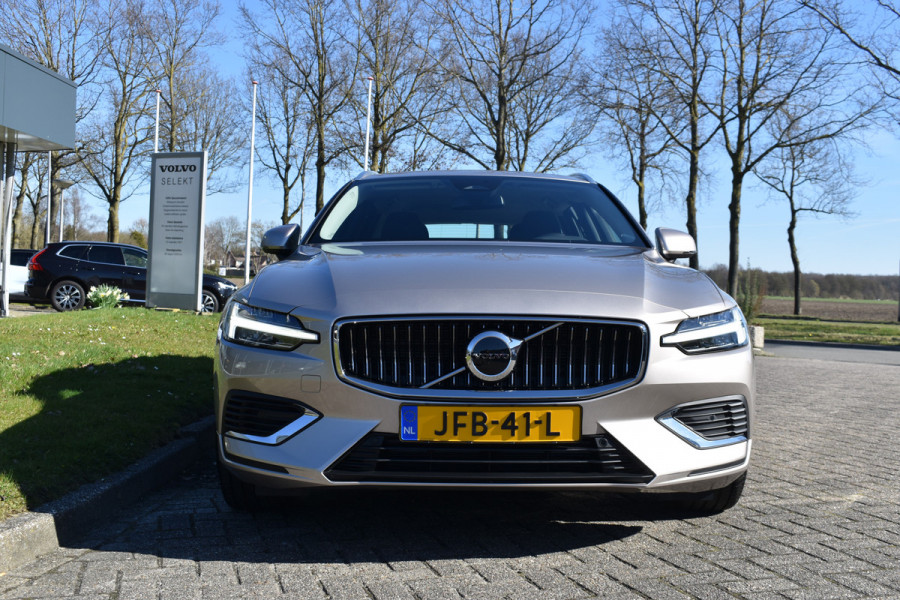 Volvo V60 T6 AWD 350PK Plug-in Hybrid Essential Bright | NIEUW | 19"LMV | Leder | Stuur & Stoelverwarming | Camera |