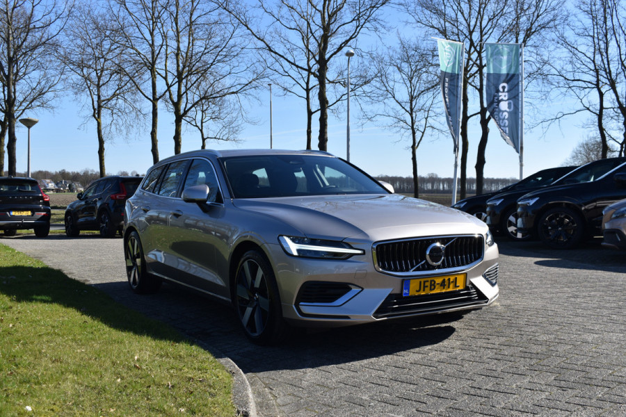 Volvo V60 T6 AWD 350PK Plug-in Hybrid Essential Bright | NIEUW | 19"LMV | Leder | Stuur & Stoelverwarming | Camera |