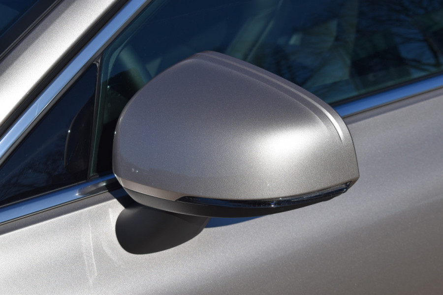 Volvo V60 T6 AWD 350PK Plug-in Hybrid Essential Bright | NIEUW | 19"LMV | Leder | Stuur & Stoelverwarming | Camera |