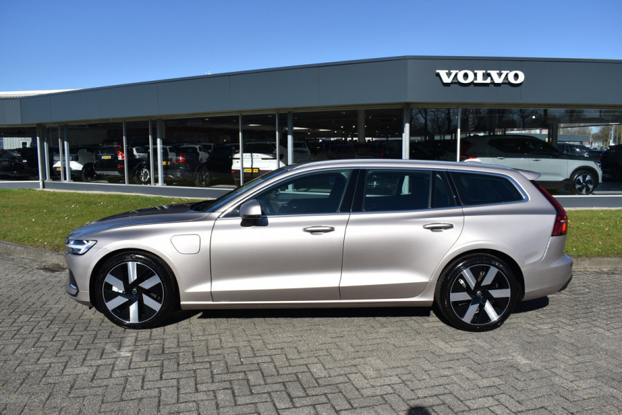 Volvo V60 T6 AWD 350PK Plug-in Hybrid Essential Bright | NIEUW | 19"LMV | Leder | Stuur & Stoelverwarming | Camera |