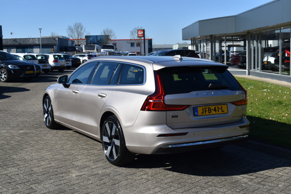 Volvo V60 T6 AWD 350PK Plug-in Hybrid Essential Bright | NIEUW | 19"LMV | Leder | Stuur & Stoelverwarming | Camera |