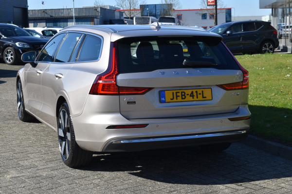 Volvo V60 T6 AWD 350PK Plug-in Hybrid Essential Bright | NIEUW | 19"LMV | Leder | Stuur & Stoelverwarming | Camera |